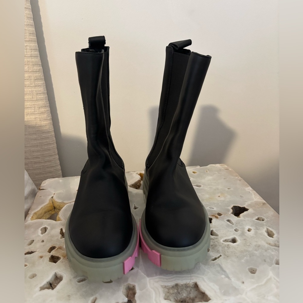 AMIRI Black Heeled Boots with Pink Soles